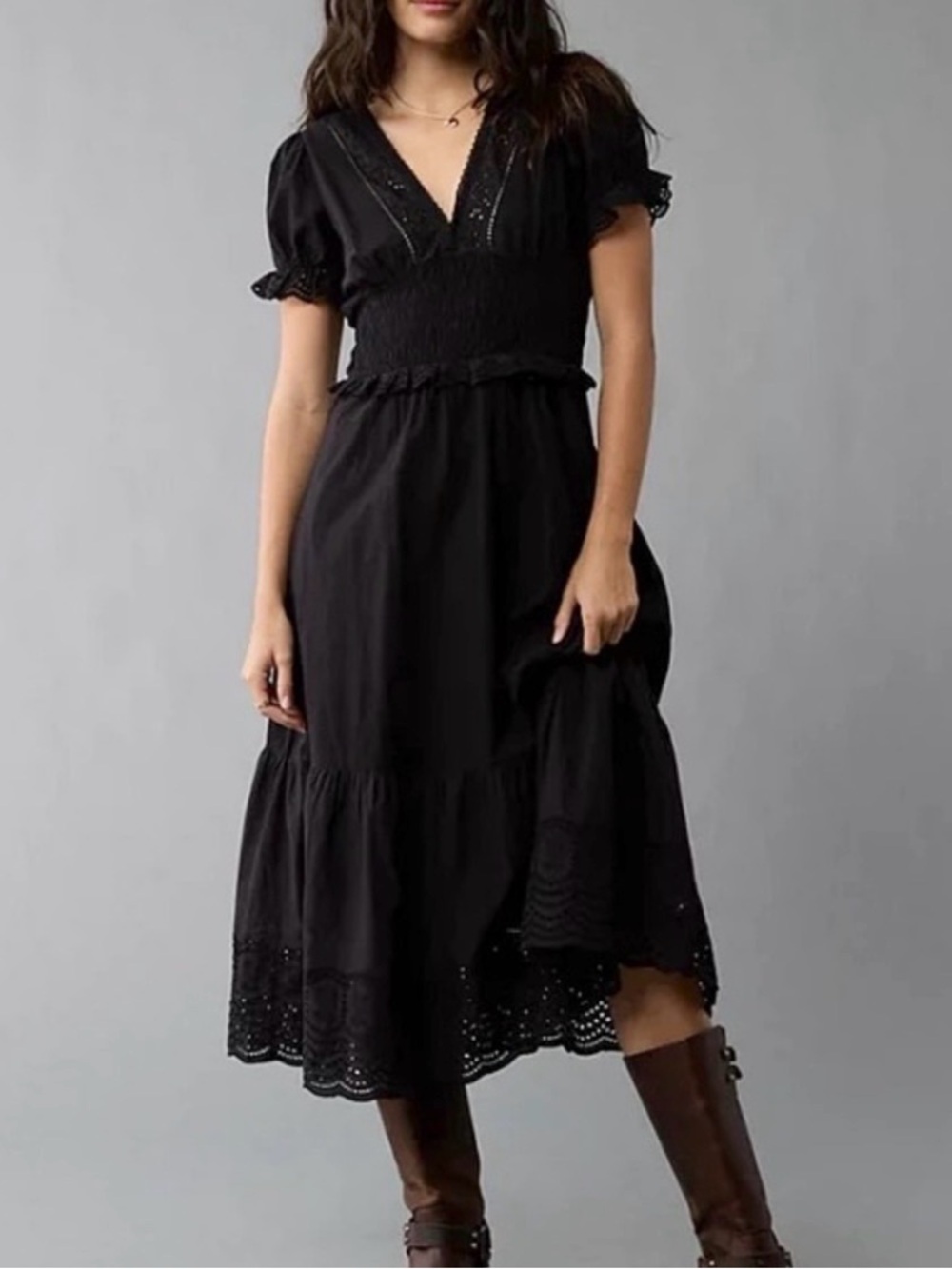 American Eagle V Neck Puff Sleeve Midi Dress Black